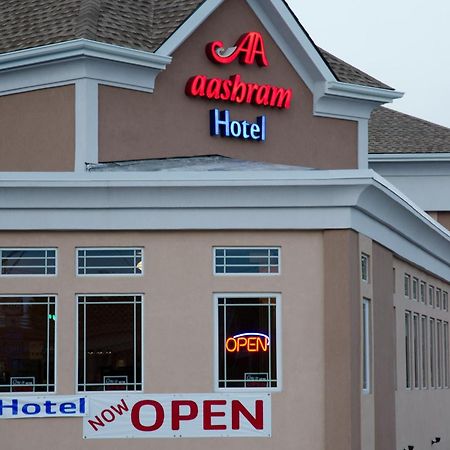 Aashram Hotel By Niagara River Niagara Falls Exterior photo