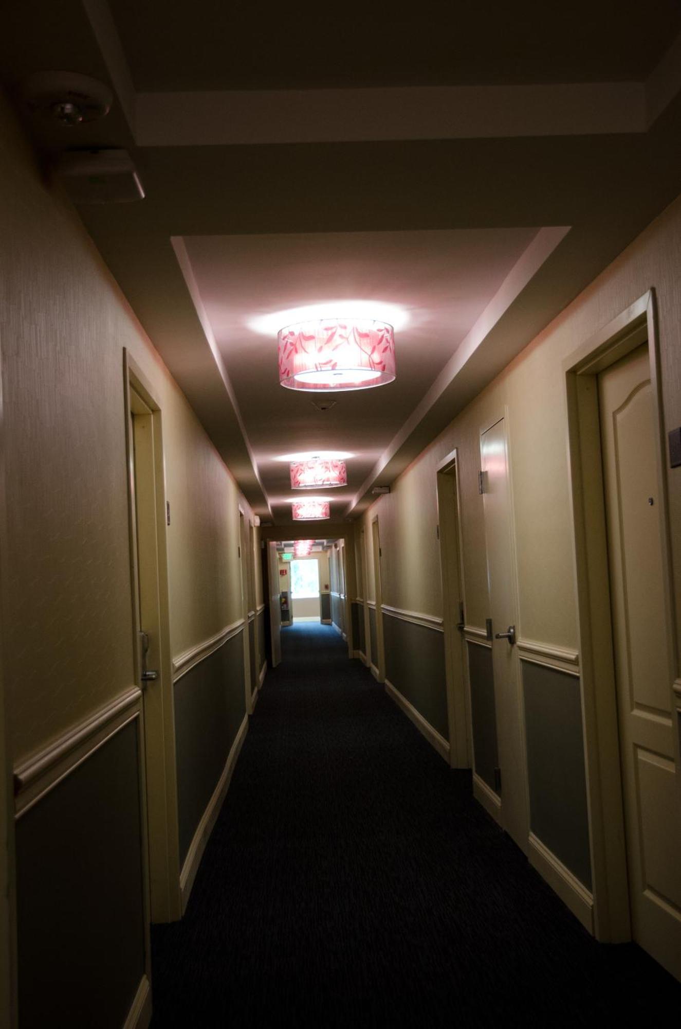 Aashram Hotel By Niagara River Niagara Falls Exterior photo