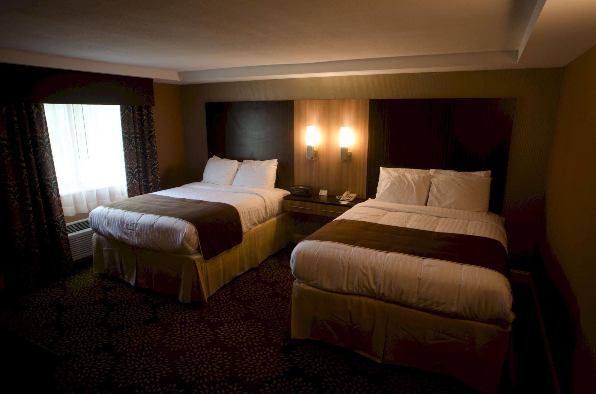 Aashram Hotel By Niagara River Niagara Falls Exterior photo